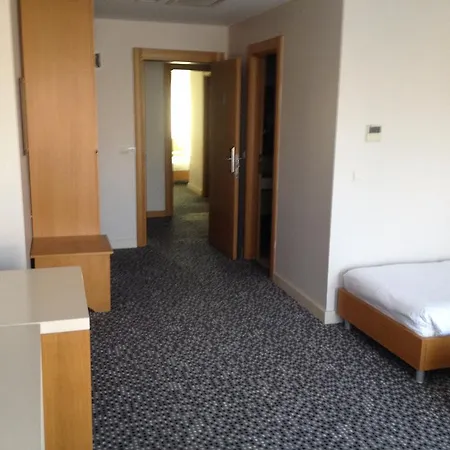 Pak Hotel Hotel